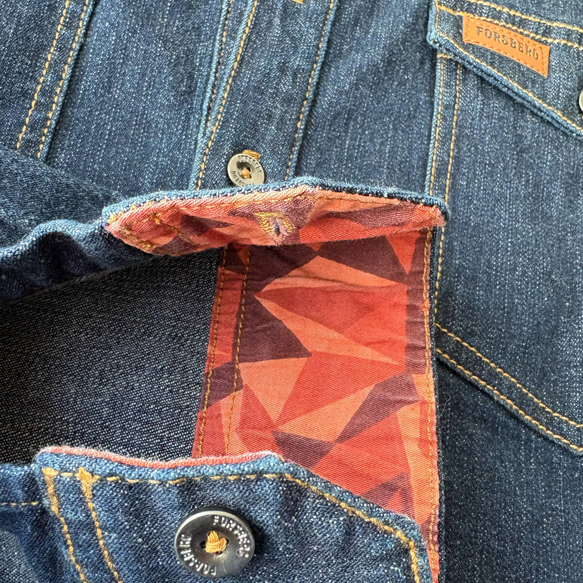 FORSBERG robustes Jeanshemd mit farbigem Ausputz – Stilvoll und Langlebig - 8