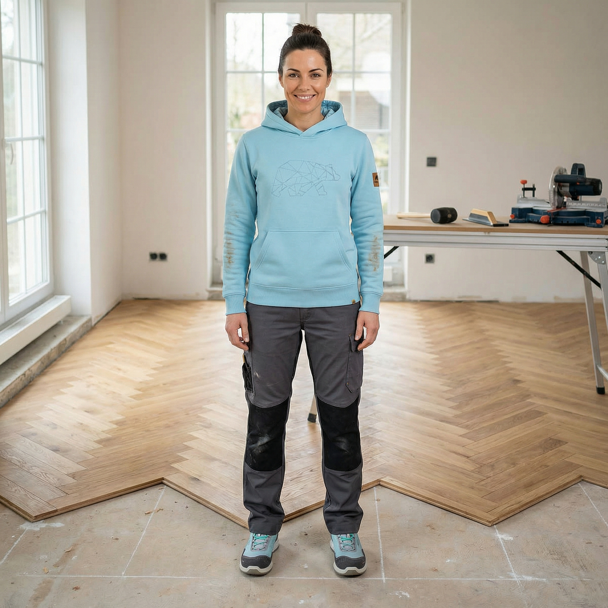 Person, Stehend, Hosen, Kapuzenpulli, Schuh